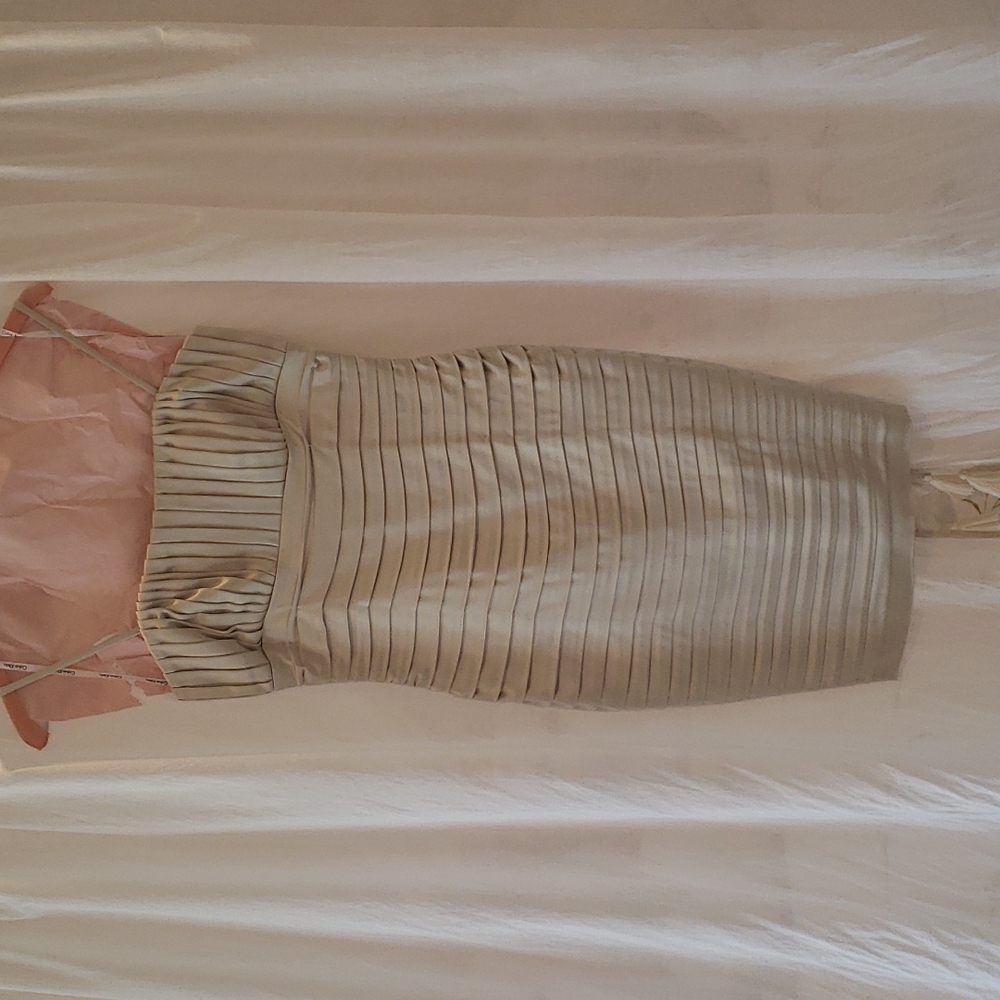 Calvin Klein fitted ruched dress Size 2